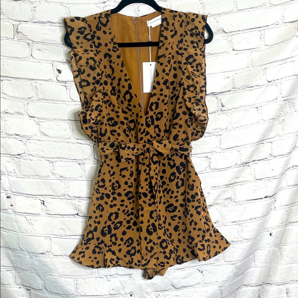 Lovers + Friends Leopard Print Deep Plunge Short Romper Size Small Brand New